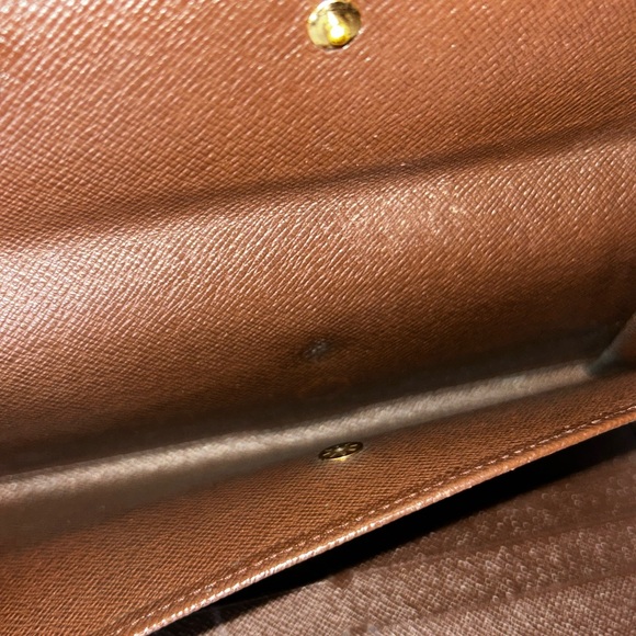 Louis Vuitton Damier Ebene trifold Wallet - Picture 8 of 9